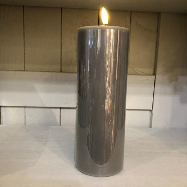 Stumpenkerze grau, Real Flame, LED, Ø 7,5 cm, H 20 cm von Deluxe Homeart