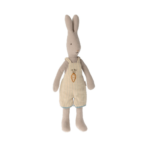 Hasenjunge „Rabbit" Overalls gelb mit Streifen und Karotte, Size 1 von Maileg, 27 cm